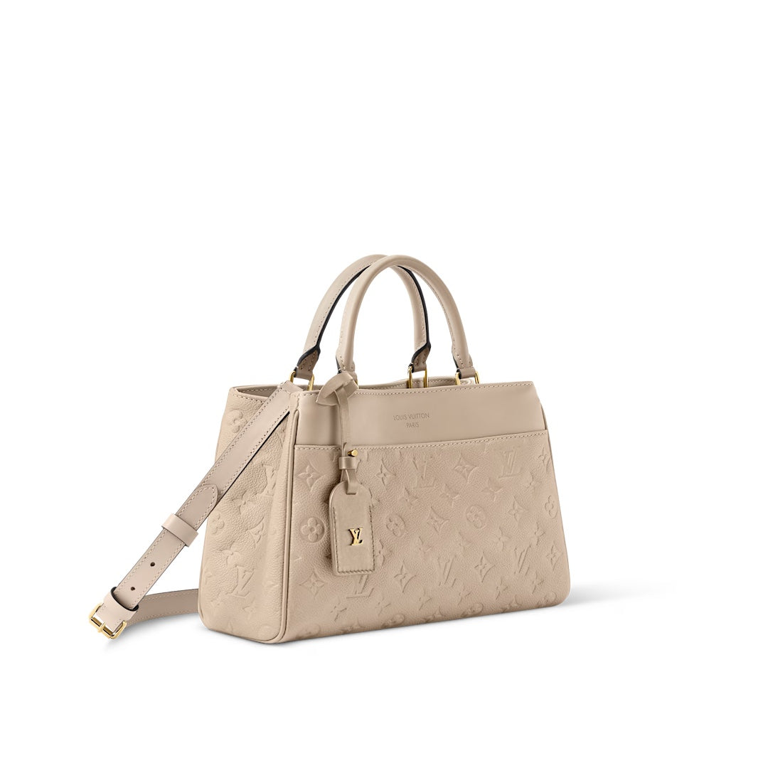 Louis Vuitton Avenue PM Handbag