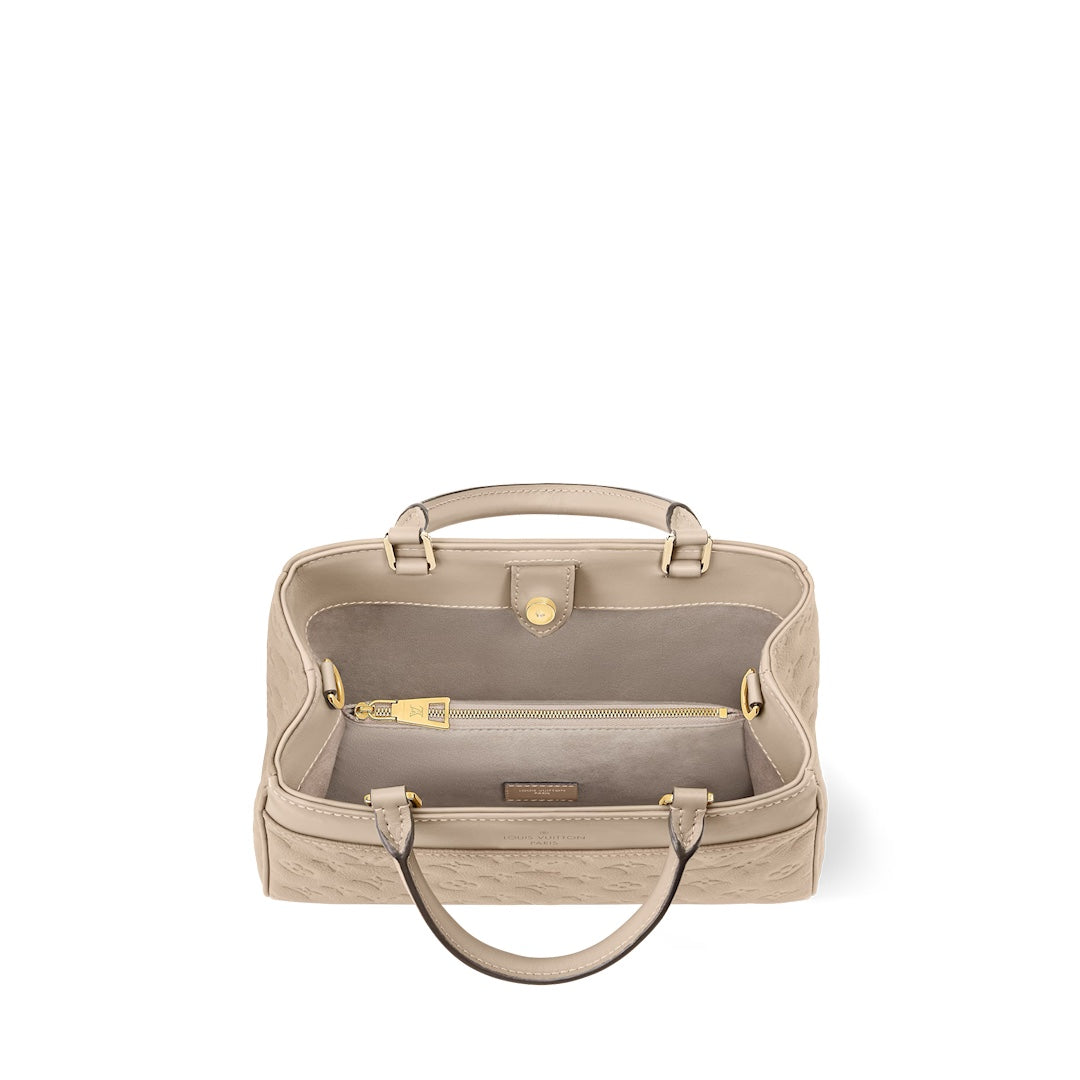 Louis Vuitton Avenue PM Handbag