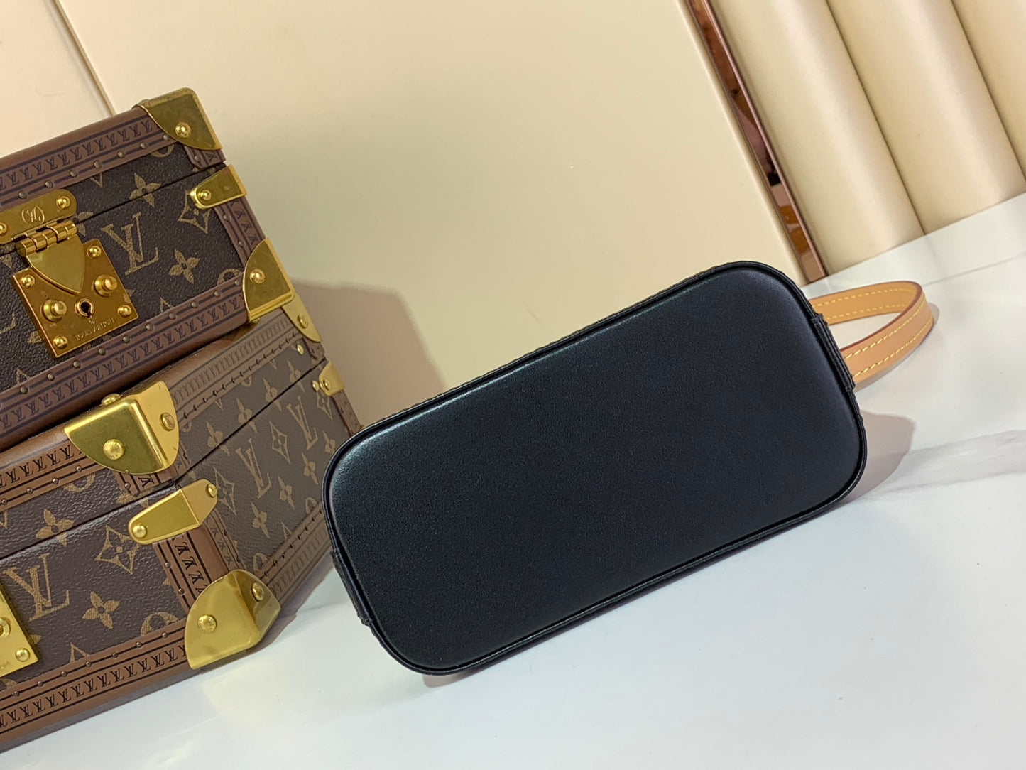 Louis Vuitton Nano Alma