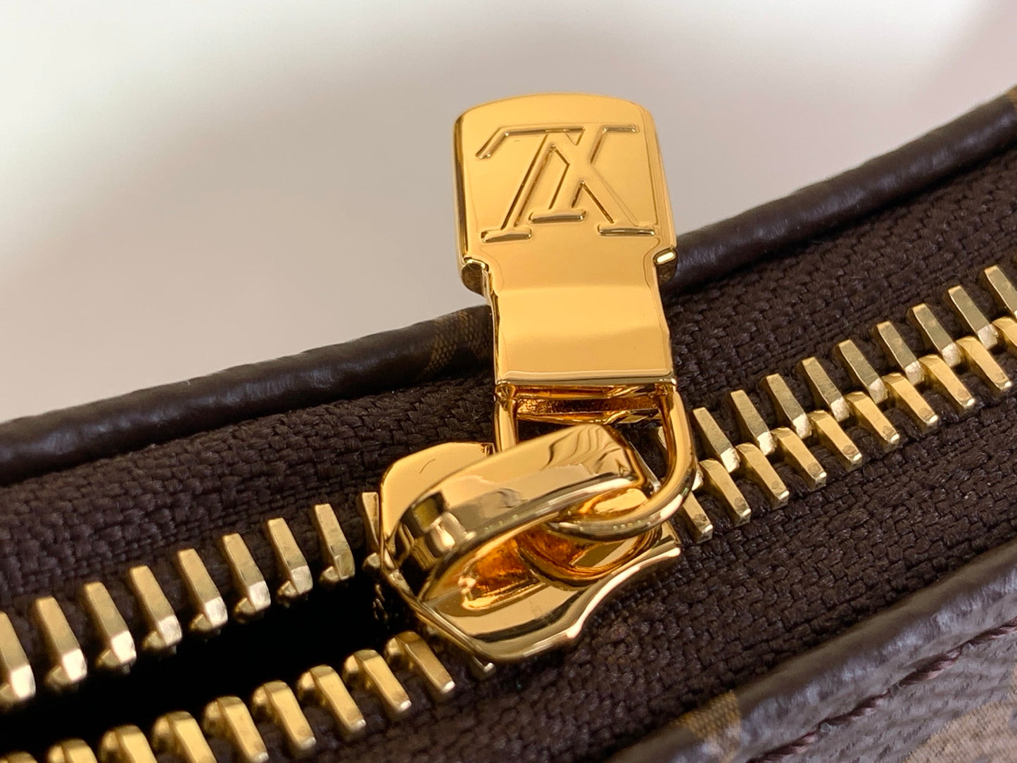 Louis Vuitton Catchy PM