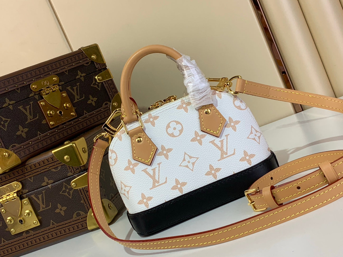 Louis Vuitton Nano Alma