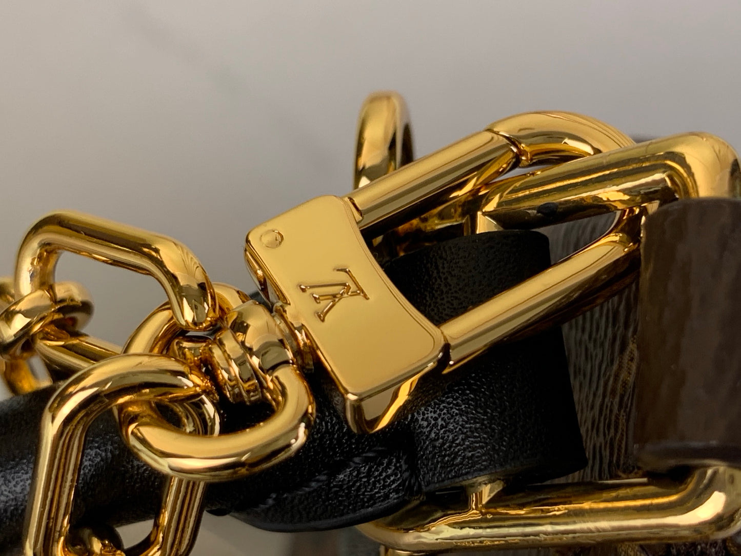 Louis Vuitton Catchy PM